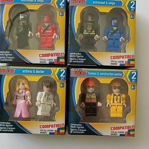 MAKE-IT BLOCKS * 8 Figurines * NWT